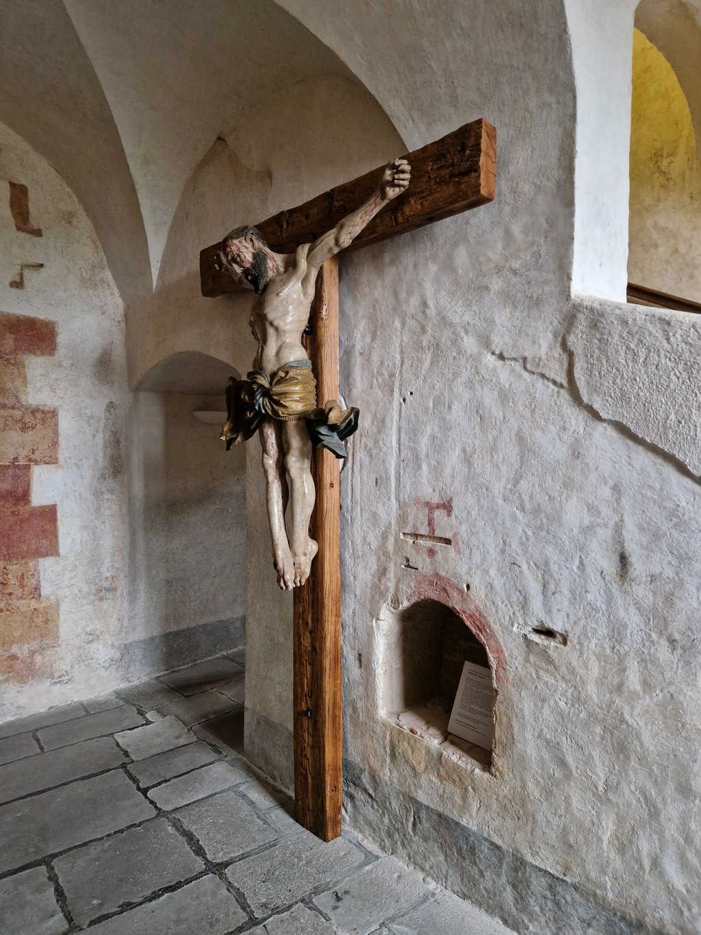 Kříž pro Františkánský klášter Kadaň